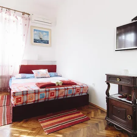Old Town Paradise Apartman *